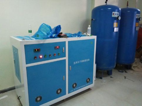 點(diǎn)擊查看詳細(xì)信息<br>標(biāo)題：云南永勝客戶(hù)定制的醫(yī)用分子篩制氧設(shè)備 閱讀次數(shù)：4211