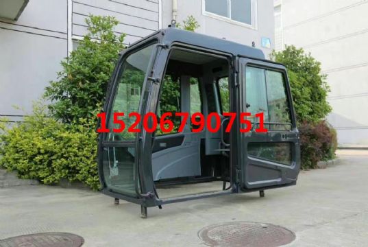 點擊查看詳細信息<br>標題：現代R215-7/R-7型駕駛室總成 含內飾  閱讀次數：2220